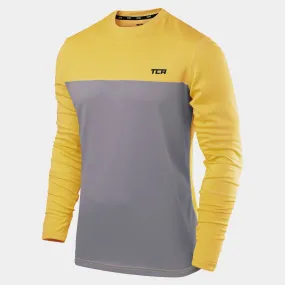 Stamina Long Sleeve Crew Neck Running Top For Men With Thumbholes